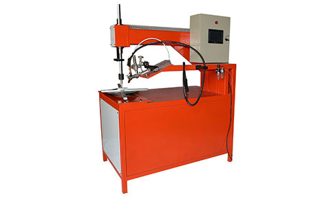 全自动焊接机的组成特点